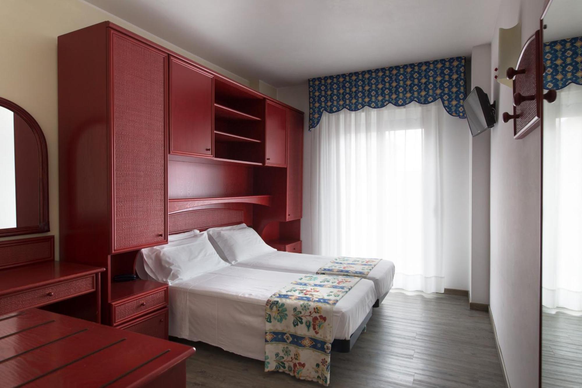 Hotel Brioni Mare Лидо ди Йезоло Екстериор снимка