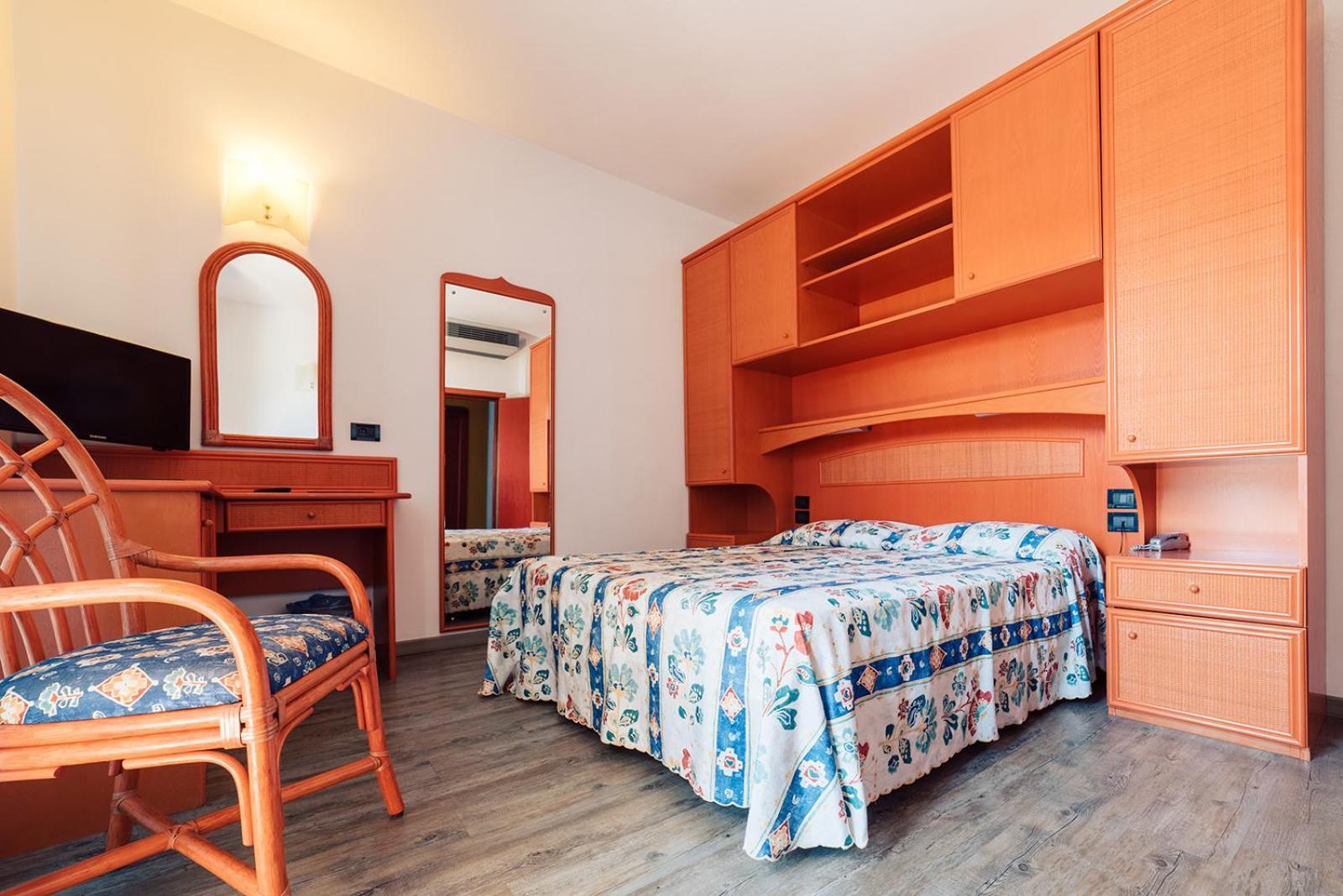 Hotel Brioni Mare Лидо ди Йезоло Екстериор снимка
